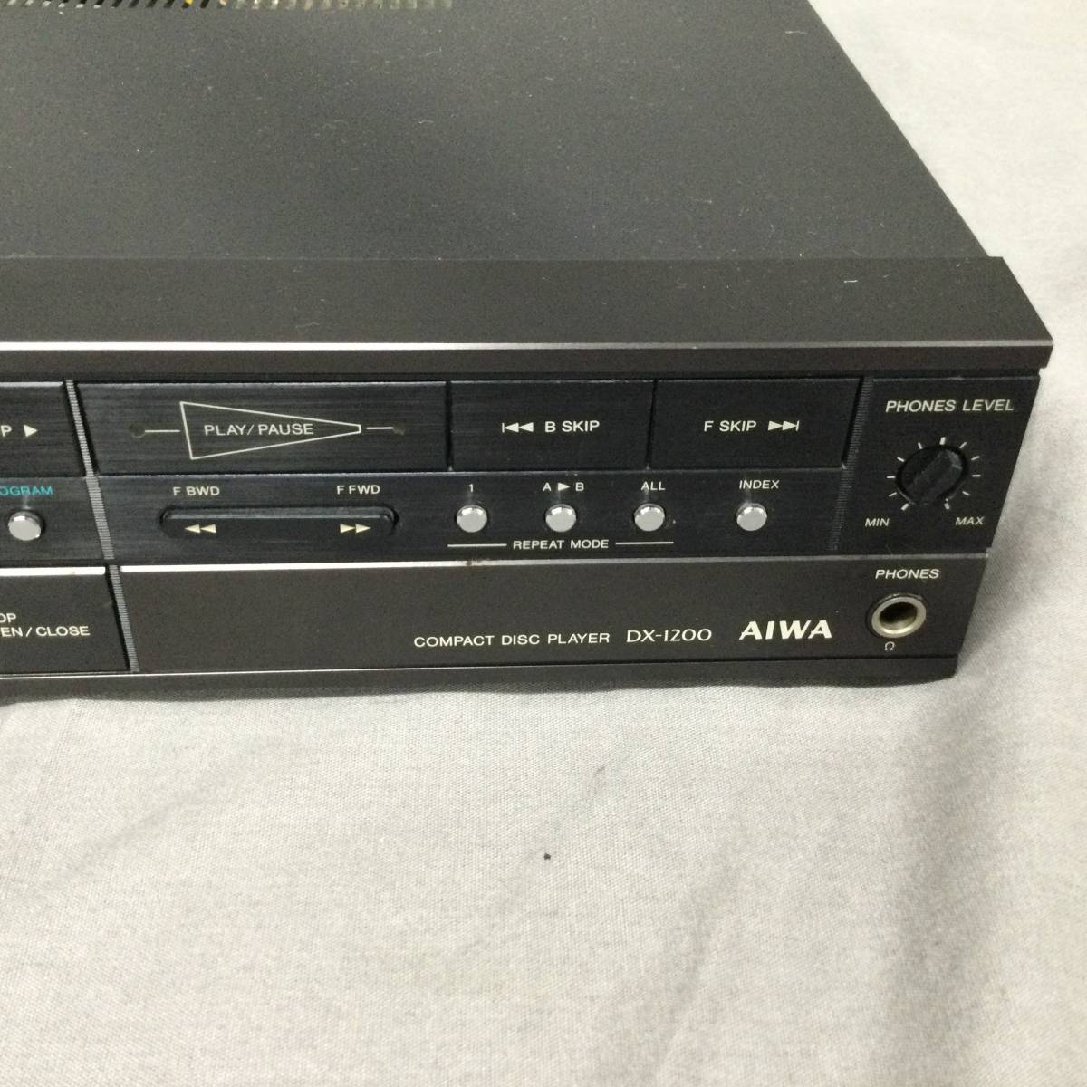 040602 ZG-00292 AIWA アイワ CDプレイヤー COMPACT DISC PLAYER 040602 ZG-00292 AIWA アイワ CDプレイヤー COMPACT DISC PLAYER