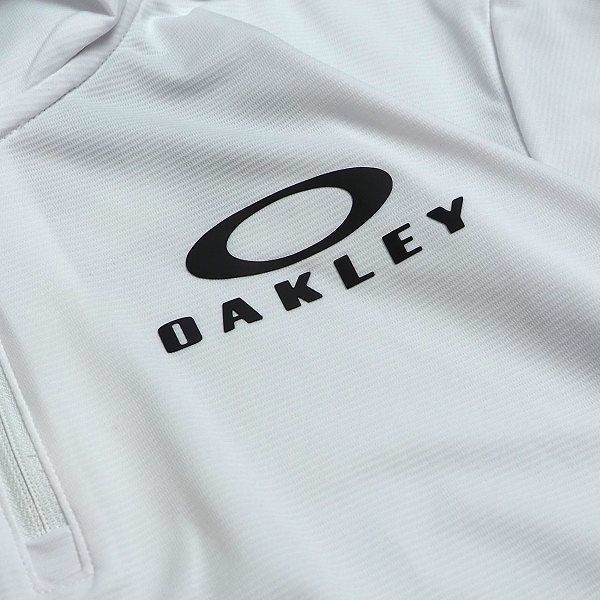 N538 新品 OAKLEY オークリー ゴルフ モックネック ハーフジップ 半袖 シャツ ストレッチ アクアドライ 軽量 UVカット XL ホワイト_画像4