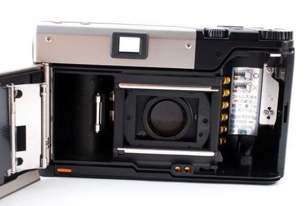 箱付き CONTAX コンタックス T3 D データバック 高級 コンパクト ウクライナ情勢緊迫化 CONTAX コンパクトフィルムカメラ DateBack T3 フィルムカメラ