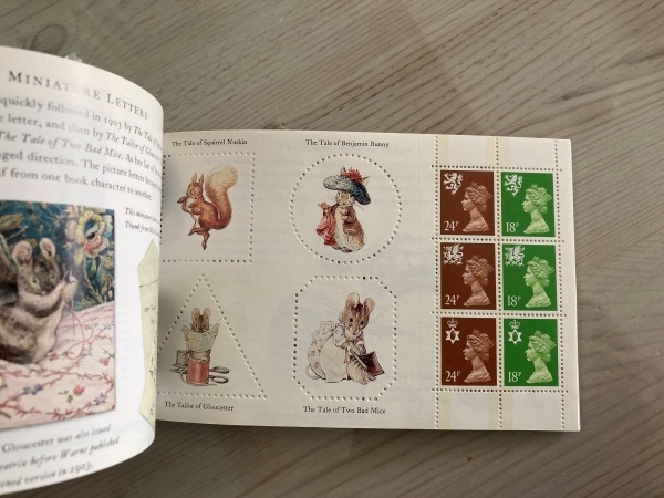 bi marks lik spo ta- Peter Rabbit. stamp book stamp book Royal Mail commemorative stamp 