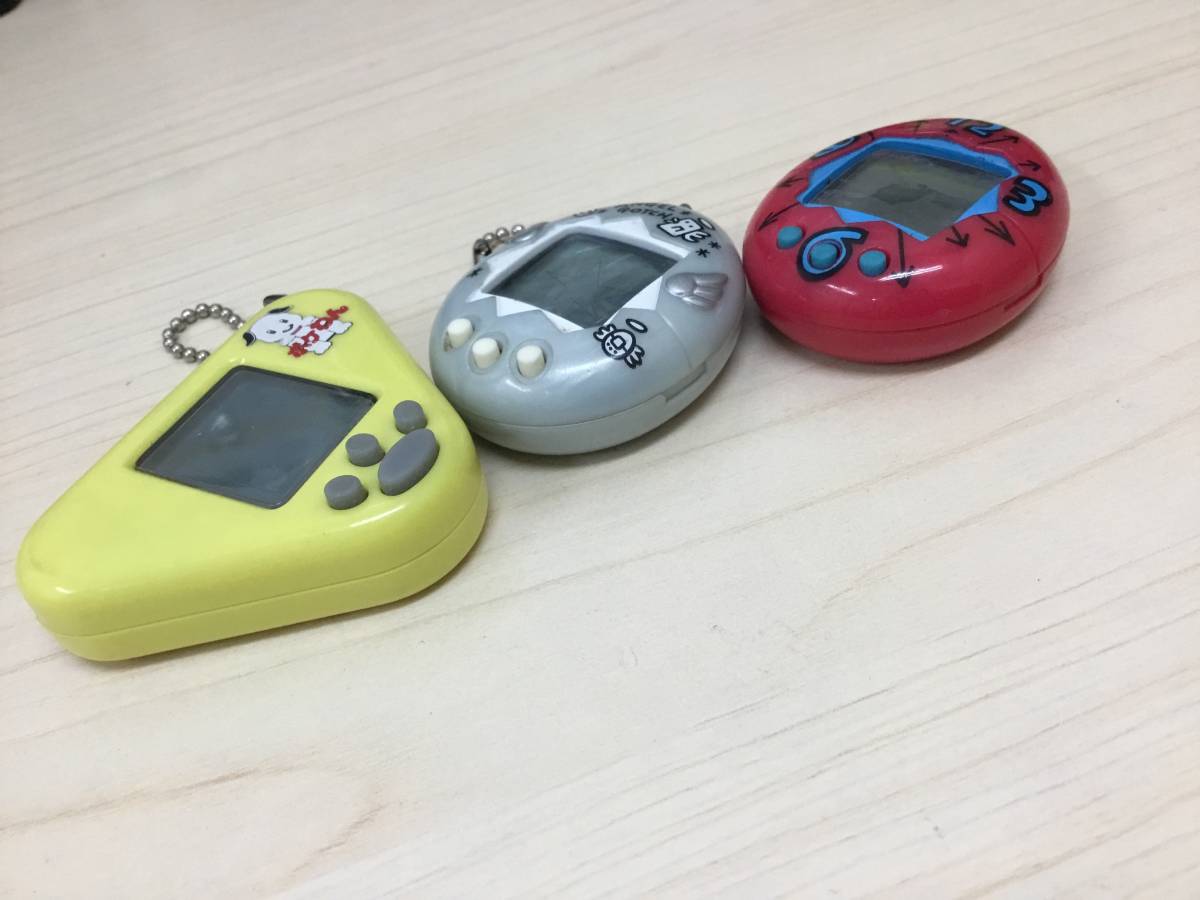 【T】【3659】【ジャンク品】 たまごっち 2点　ポケわん　携帯ゲーム機　おまとめ3点 小型ゲーム　1997 通電未確認_画像7