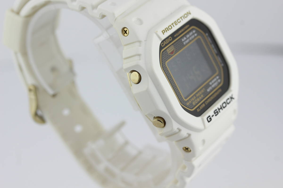 CASIO G-SHOCK DW-5025B-7JF 25周年記念限定 ライジングホワイト