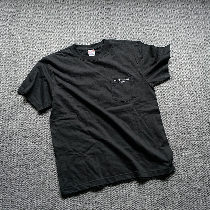 PFS パシフィック ファニチャー サービス フロントポケット Tシャツ Mサイズ チャコールグレイ ステンシルタイプ 世田谷ベース