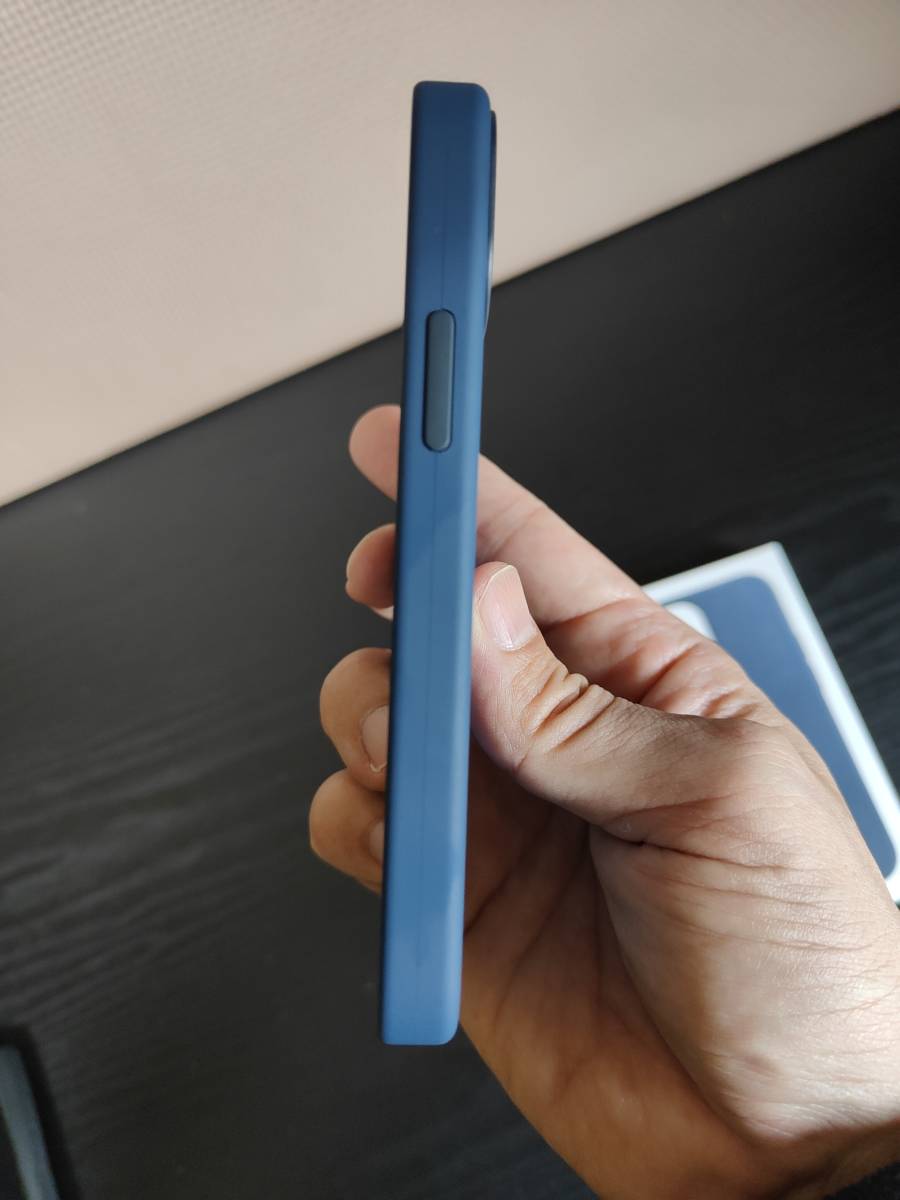 Apple 【純正】MagSafe対応 iPhone 13 mini シリコーンケース Apple 【純正】MagSafe対応 iPhone 13 mini シリコーンケース