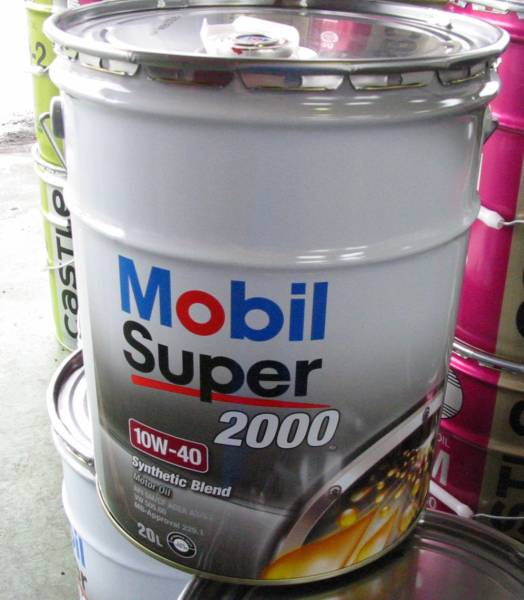 ☆ Mobil Super2000. 10W-40.API-SN/CF.A3/B4の部分合成油。20L