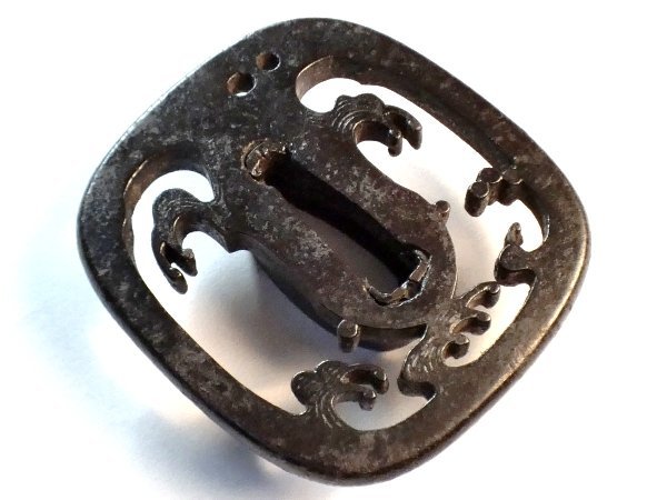 刀装具 #2336】≪A級≫(鍔) 大野鍔独特の味わいある一品 厚み:6mm