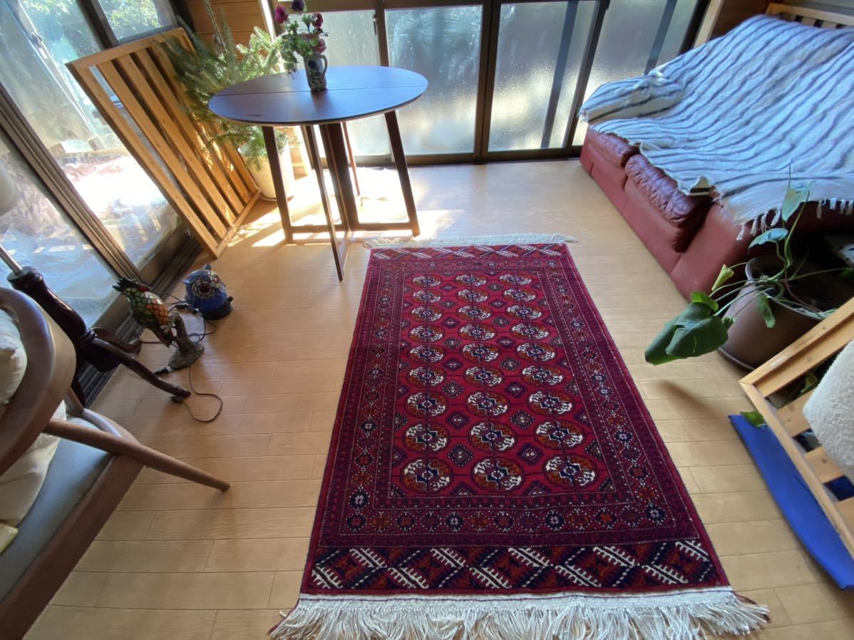 出品者も30年前に一目ぼれしたブハラ絨毯！25年で300枚以上を販売！上質素敵なブハラ絨毯はトルコ在住26年の当店で！見事な1.5平米日本発送_画像2