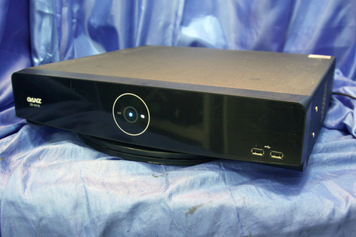 GANZ/ digital video recorder *ZR-HV16-4TB/HDD pulling out taking .* 61383S