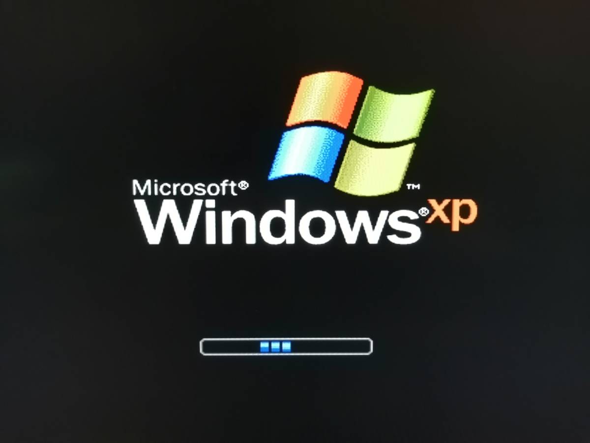 華麗 XPデスクトップ 動作完璧！Windows P4PE-X HDD40GB メモリ1024MB Celeron2.40GHz その他
