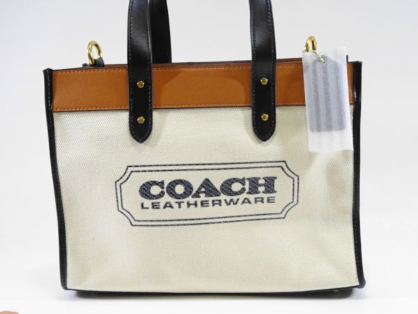 【新品 未使用 13 g】 COACH コーチ トート バッグ キャンバス ホワイト ポーチ ショルダー付き レディース メンズ 両方OK 参考定価3.5万円_画像2