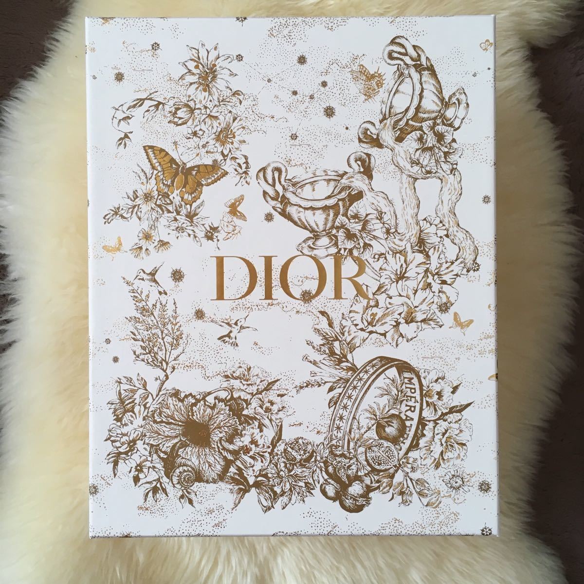 Dior クリスマス限定 ギフトBOX 箱|Yahoo!フリマ(旧PayPayフリマ) Dior クリスマス限定 ギフトBOX 箱|Yahoo!フリマ(旧PayPayフリマ)