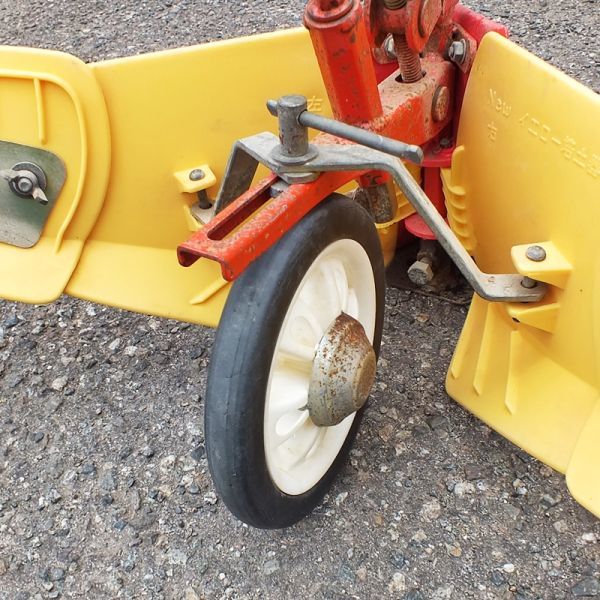 [ Yamagata ] yellow . earthenware angle axis 30.x10. cultivator cultivator parts parts .... establish earth .. earth inserting groove .... Shuttle warehouse storage used 