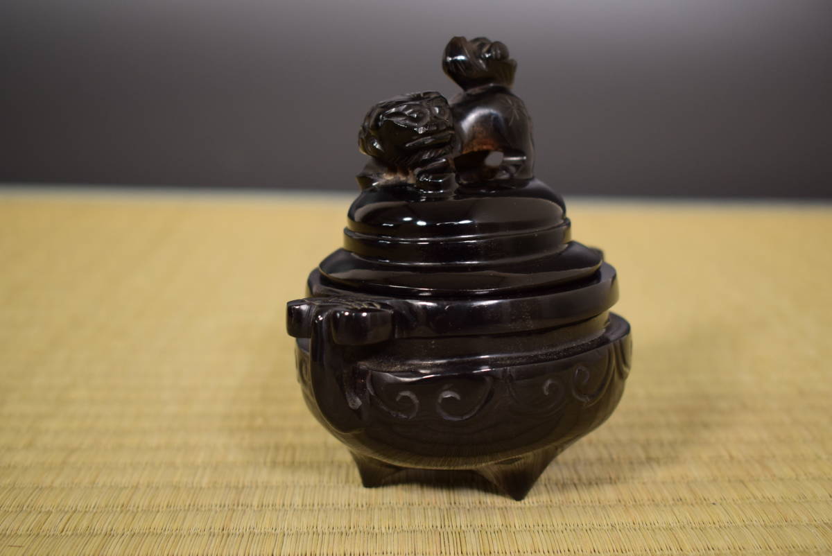 和】古美術収集家買出品 中国古玩 唐物 黒曜石 玉石獅子香炉 時代 和】古美術収集家買出品 中国古玩 唐物 黒曜石 玉石獅子香炉 時代