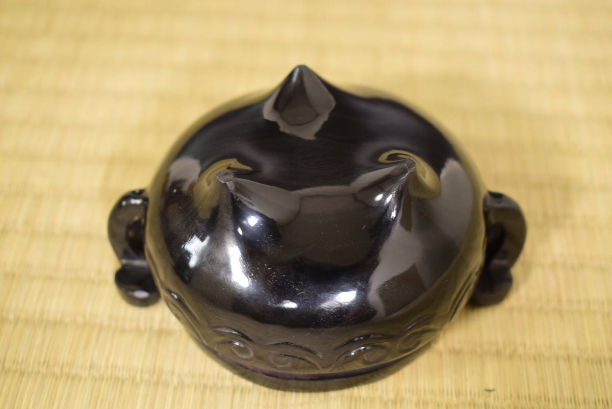 和】古美術収集家買出品 中国古玩 唐物 黒曜石 玉石獅子香炉 時代 和】古美術収集家買出品 中国古玩 唐物 黒曜石 玉石獅子香炉 時代