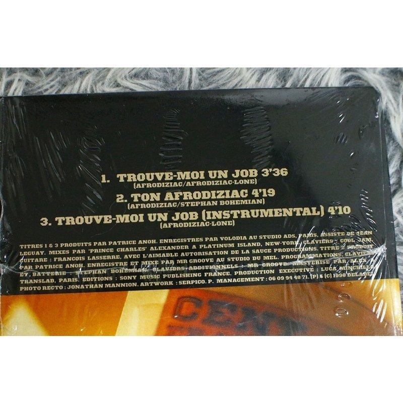 【洋楽CD】Afrodiziac 『 Trouve-Moi Un Job 』【CD-13002】_画像3