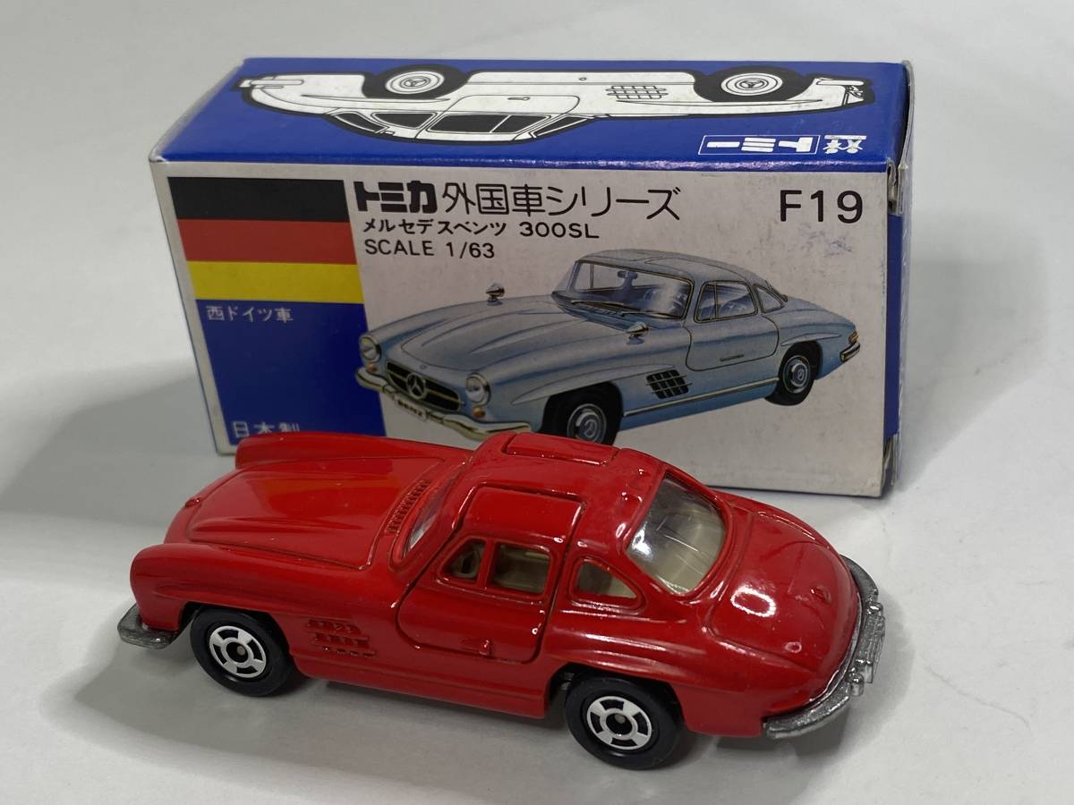 トミカ F19-3-5 メルセデス ベンツ 300SL R/BEシート 箱の角に