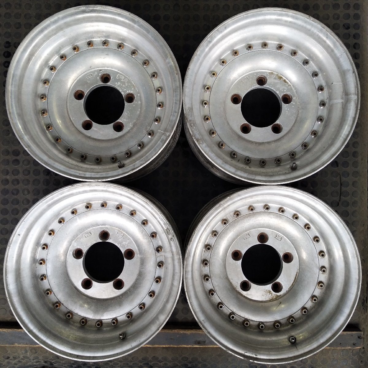 管理番号:W3-386【4本価額】【15×8J 5x139.7 ET-14 ハブ108】 管理番号:W3-386【4本価額】【15×8J 5x139.7 ET-14 ハブ108】
