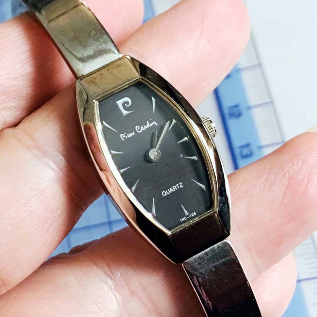 市場 中古 ピエールカルダン Pierre Cardin レディース腕時計 銀色