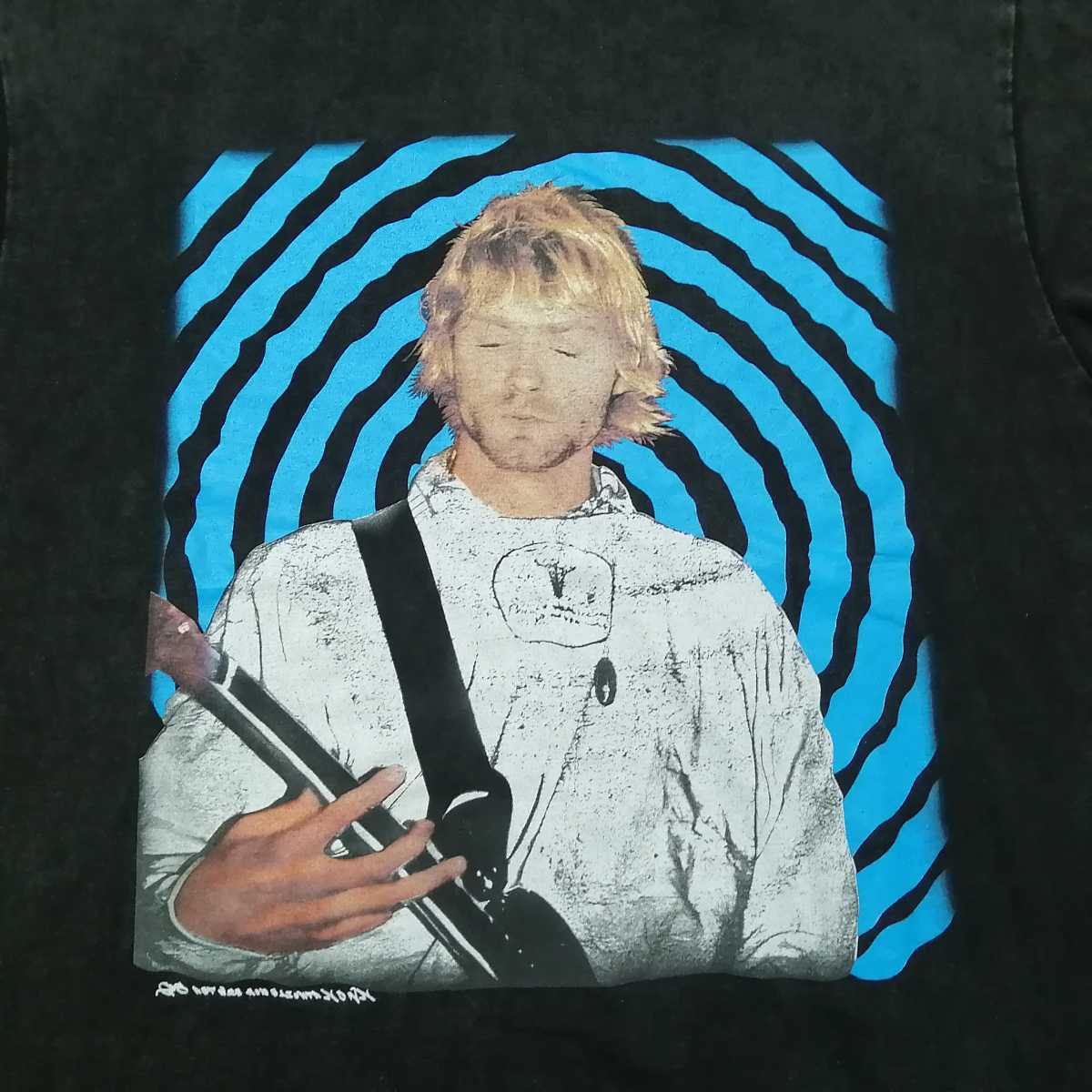 古着”kurt cobain カートコバーン Tシャツ XL 渦巻き nirvana 古着”kurt cobain カートコバーン Tシャツ XL 渦巻き nirvana