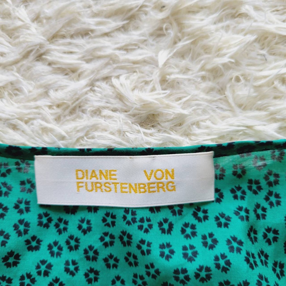 DIANE von FURSTENBERG DVF ダイアンフォンファステンバーグ 総柄