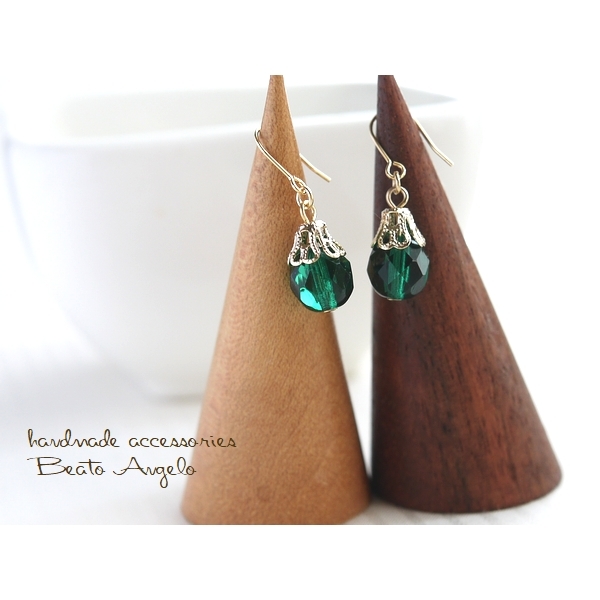 **+angelo+ Czech beads. one bead earrings (p-259) emerald G c001 simple green titanium resin earrings 