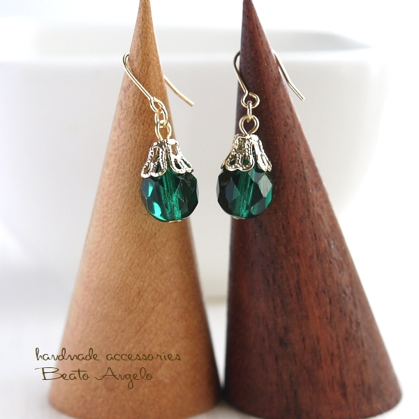 **+angelo+ Czech beads. one bead earrings (p-259) emerald G c001 simple green titanium resin earrings 