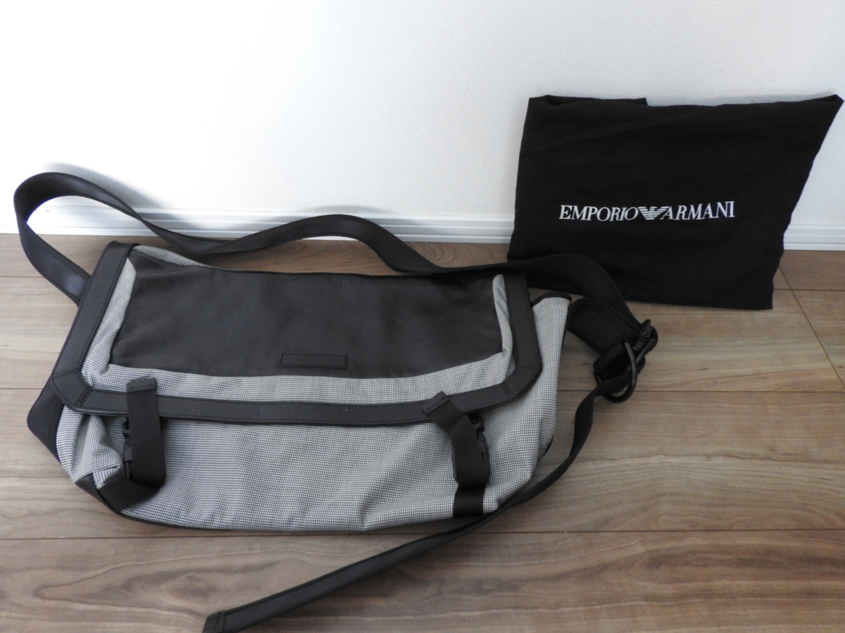 新作揃え EMPORIO ARMANI エンポリオアルマーニ ショルダーバッグ