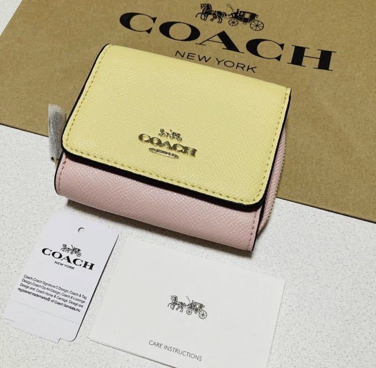 Coach コーチ折りたたみ財布 可愛いスヌーピ ミニシグネチャー財布 新