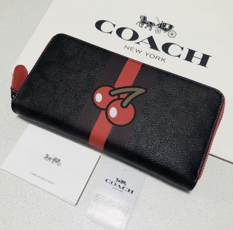 ☆COACH コーチxパックマン限定コラボ　長財布　F56718 シグネチャー チェリー　さくらんぼ　アコーディオン　ラウンドジップウォレット★