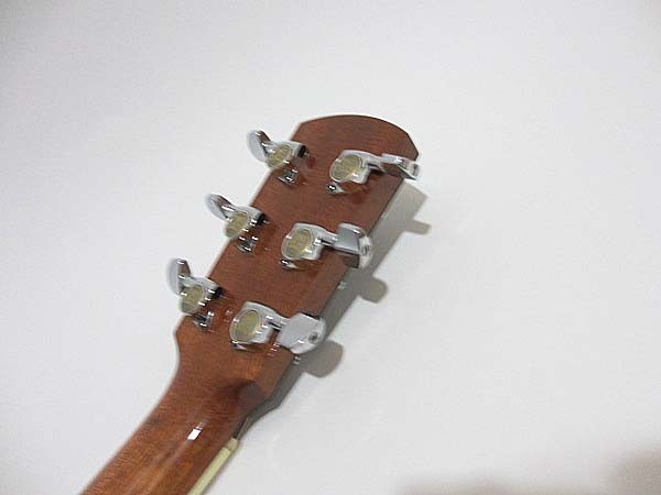 Larrivee ラリヴィー アコースティックギター (エレアコ) 専用ハードケース付き P-09 シリアル番号 # 123150_画像7