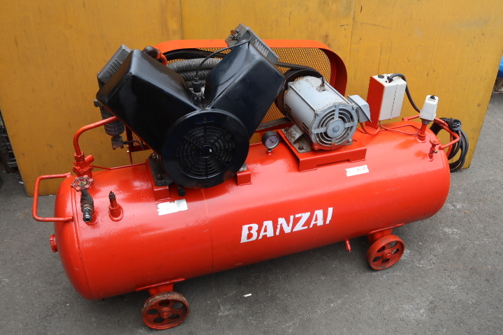 BANZAI エアーコンプレッサー OT-237LPB 3.7kW(5馬力)200V タンク
