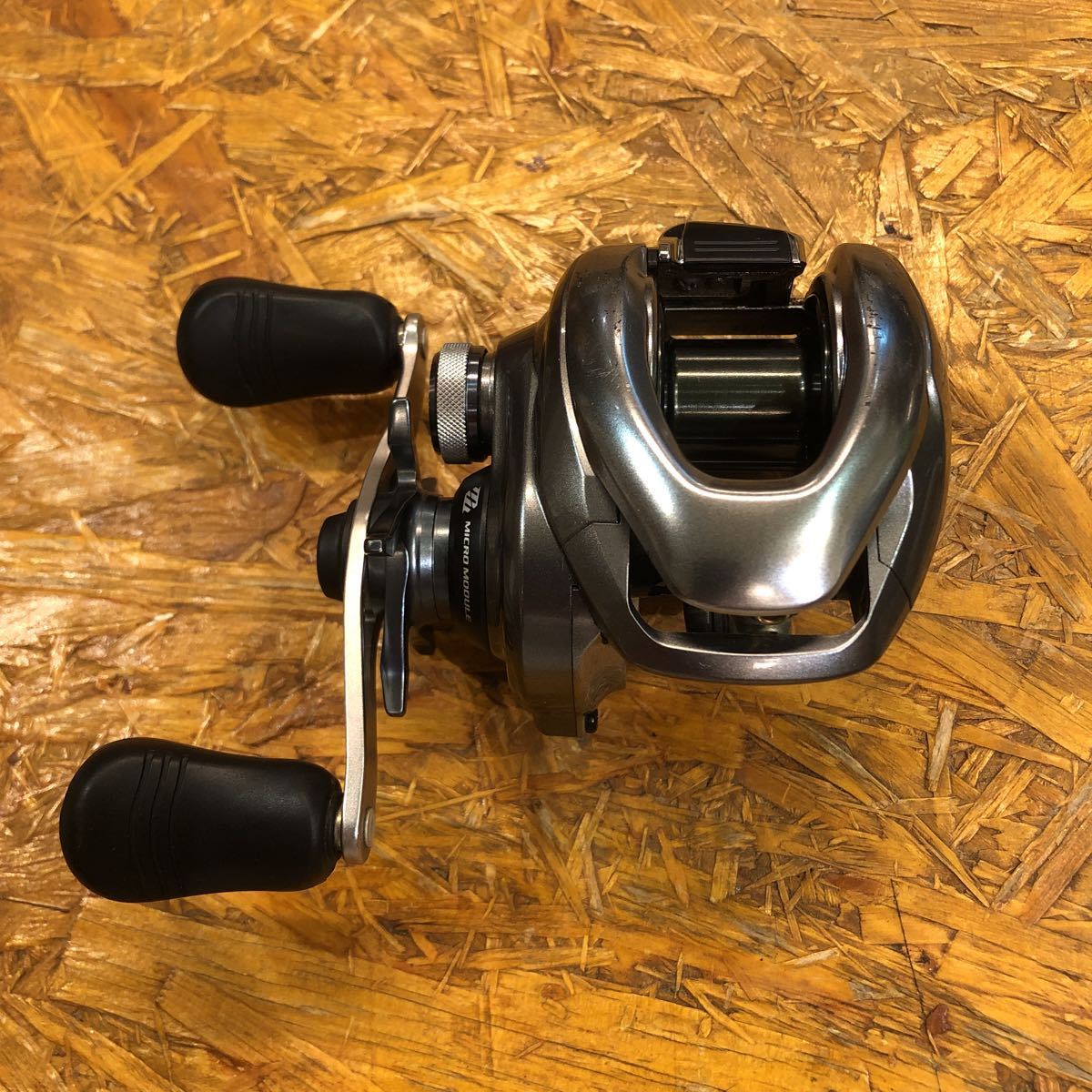 シマノ 15メタニウムDC HG 右ハンドル 03378 SHIMANO Metanium JAPAN