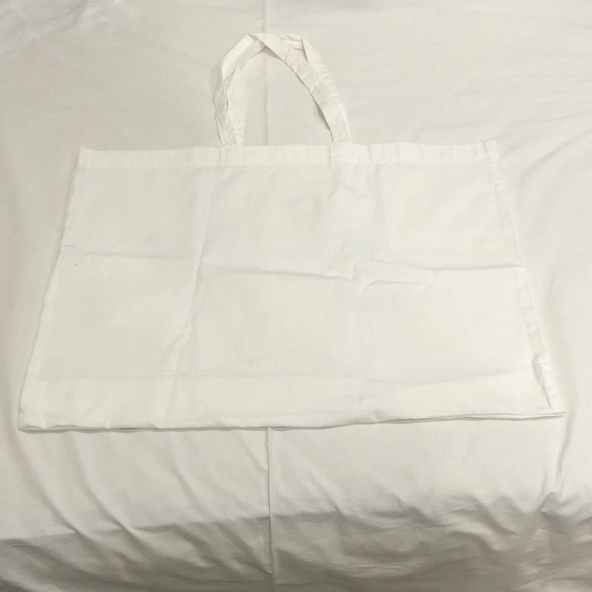 未使用 新品 ミナペルホネン エコバッグ SMLサイズとチャームの4 未使用 新品 ミナペルホネン エコバッグ SMLサイズとチャームの4