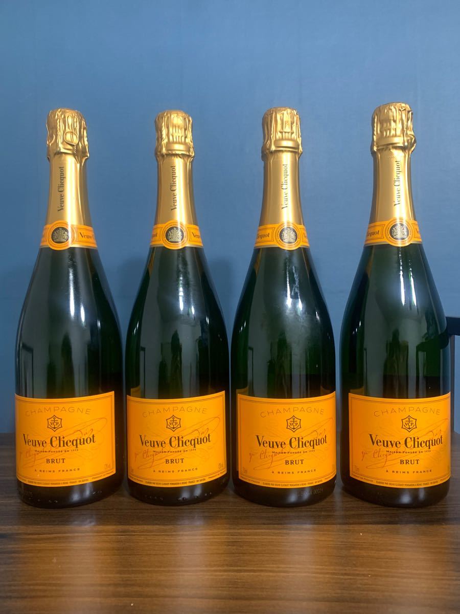 ヴーヴクリコ イエローラベル Veuve Clicquot 4本セット 750ml 箱なし