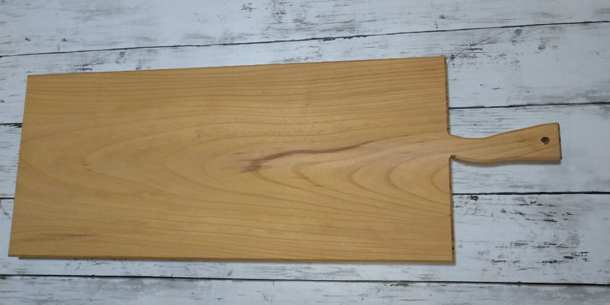 PayPayフリマ｜ハンドメイド 天然木けやき 一枚板 カッティングボード 銘木 高級まな板 欅 パティスリー ベーカリー