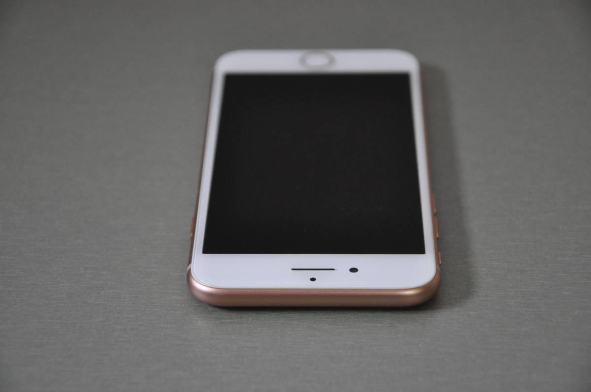 iPhone 8 Gold 64 GB SIMフリー バッテリー最大容量81% | www 