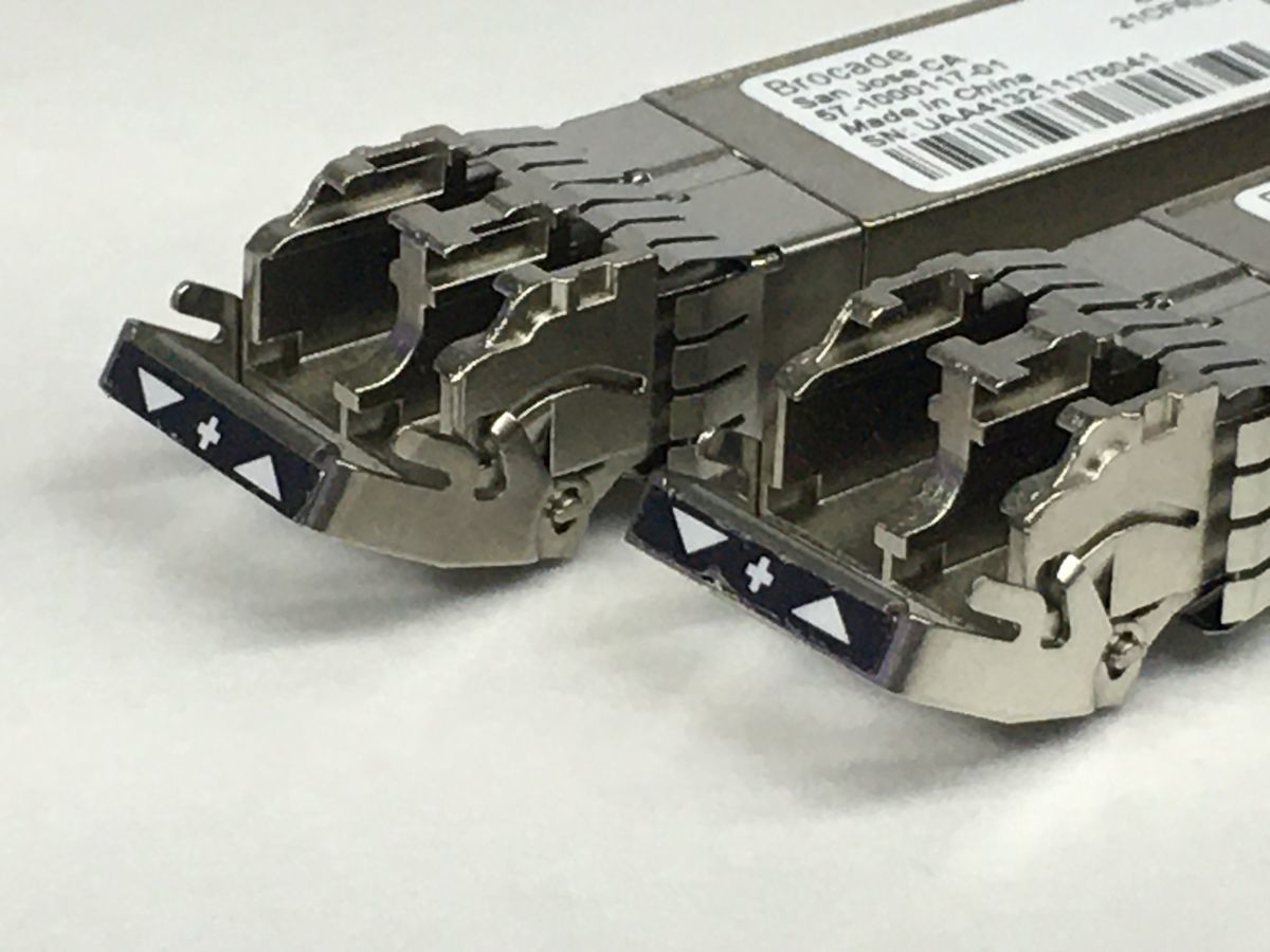 【即納/送料無料】 Brocade 57-1000117-01 SFP+ モジュール 8G SW 8Gbps 2本セット!! 【中古パーツ/現状品】 (SV-B-164)_画像4