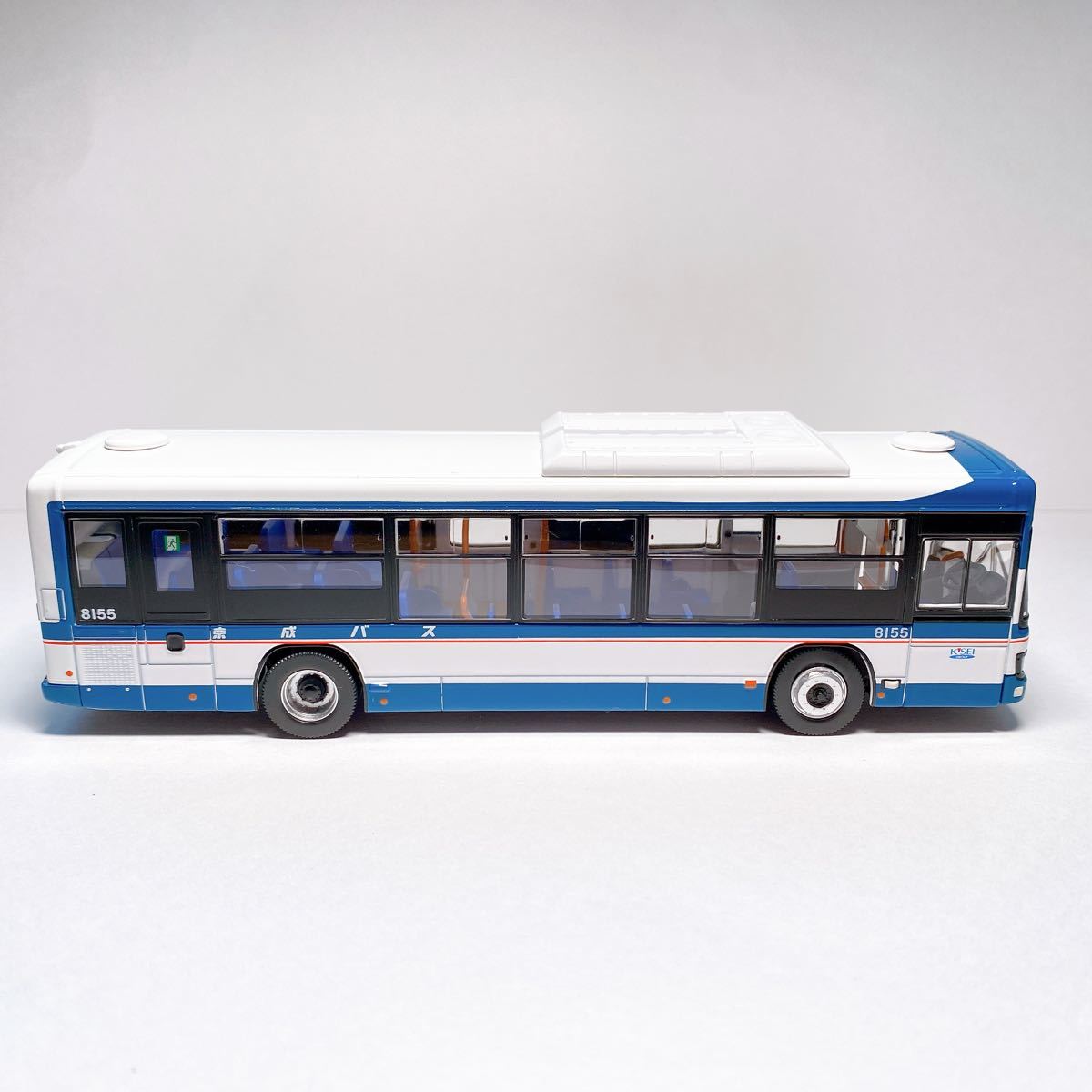 トミカリミテッドヴィンテージネオ いすゞエルガ(京成バス)LV-N139I