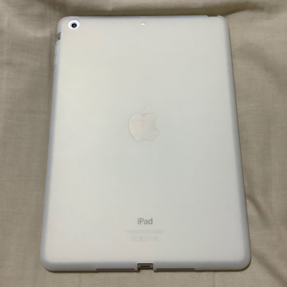 iPad Air wifi 16gb ガラスフィルム、シリコンカバー付き