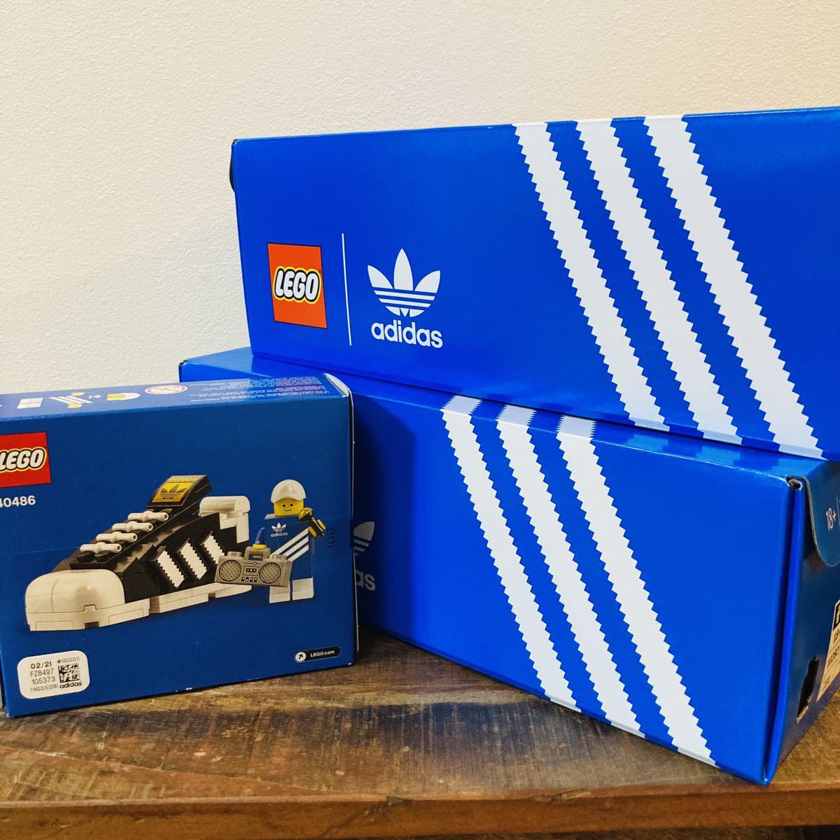 新品未開封未開封 2個セット + ミニフィグ レゴ アディダス オリジナル