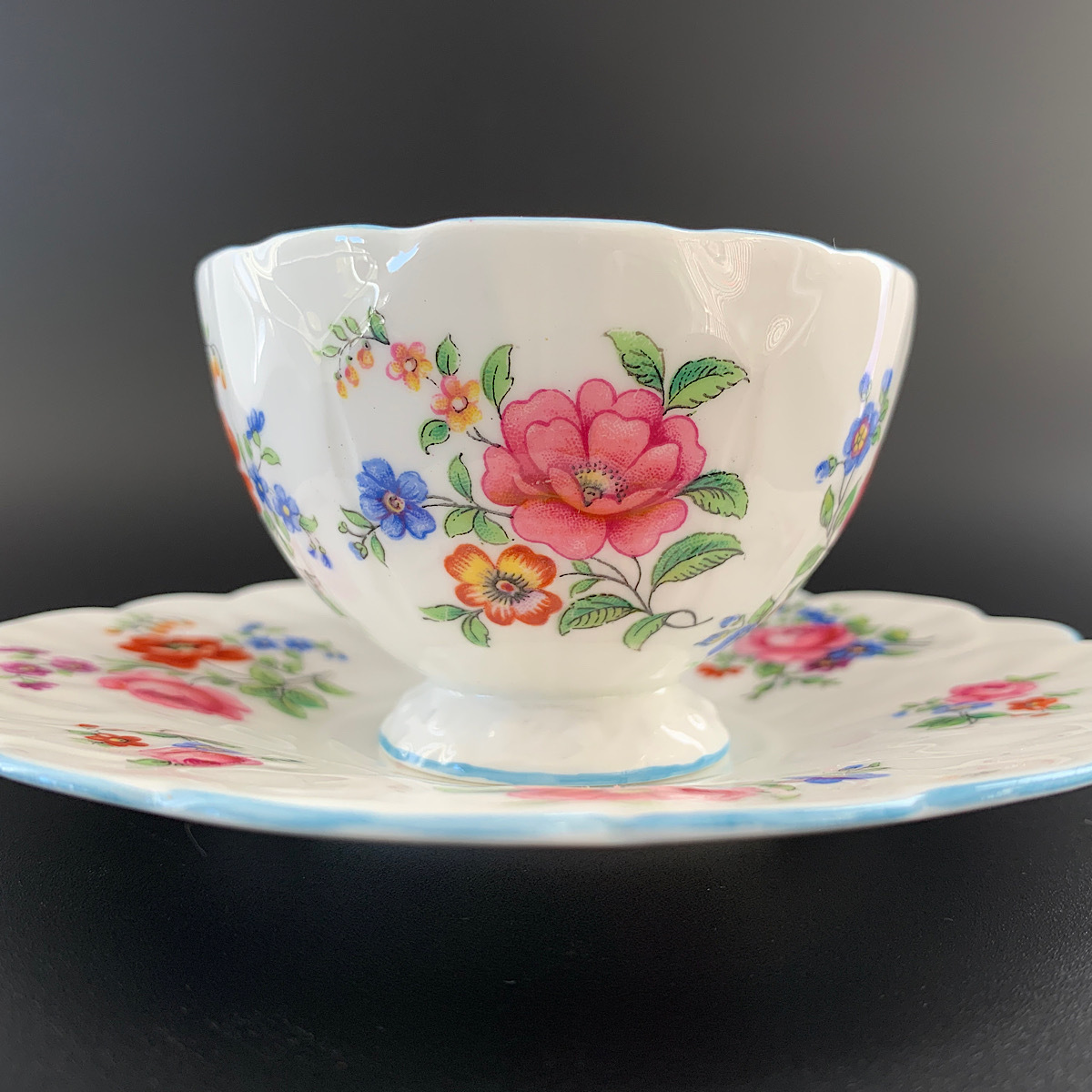 [ очень редкий!!] Aynsley 1930 годы производства 80 год после . бабочка руль цветок рисунок чайная чашка & блюдце прекрасный товар!!