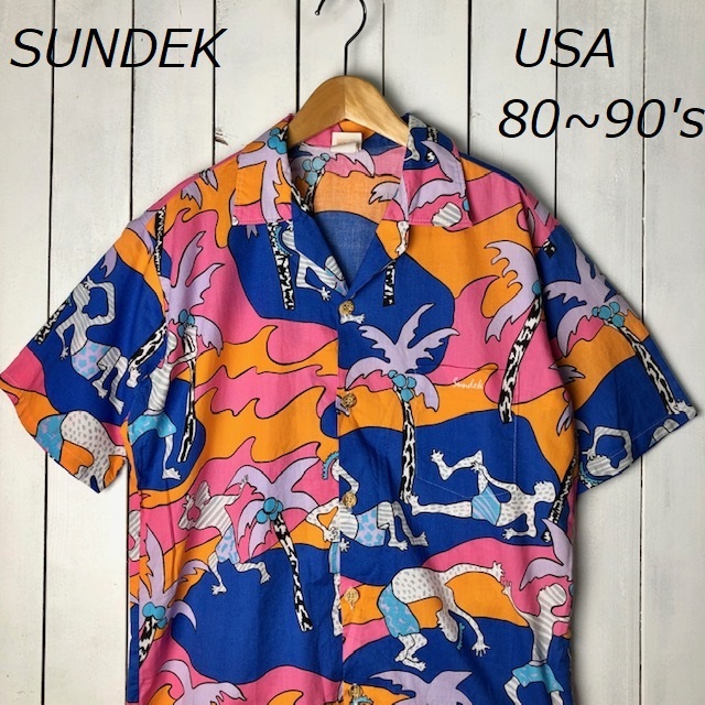 sh●362 USA古着 80s～90s USA製 SUNDEK レトロポップ 総柄開襟シャツ M～L オールド アメリカ古着 半袖 春夏 アロハシャツ カラフル_画像1