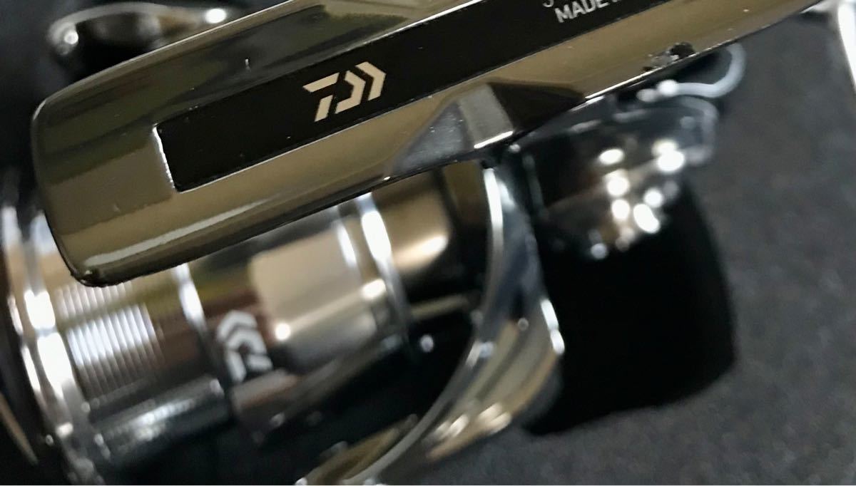 超美品 ダイワ 22イグジスト LT2500S-DH EXIST ダブルハンドル エギング