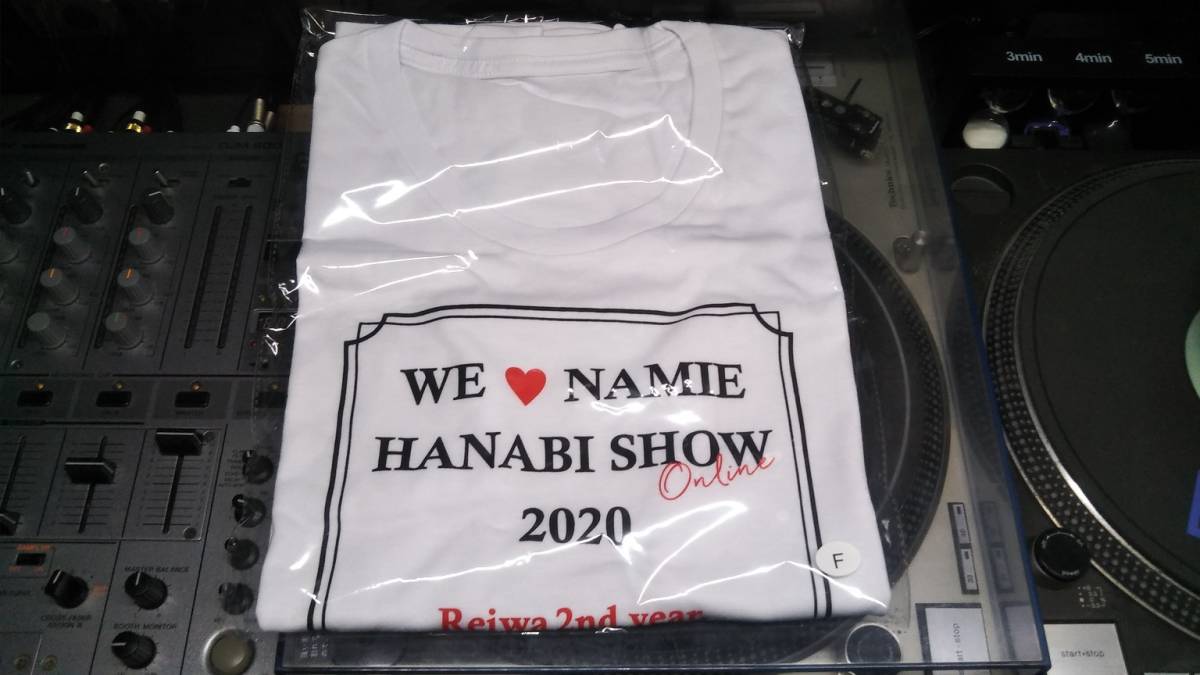 『送料無料』新品未開封　安室奈美恵　We　Love　namie HANABI SHOW 沖縄2020 オリジナルTシャツ　フリーサイズ_画像1