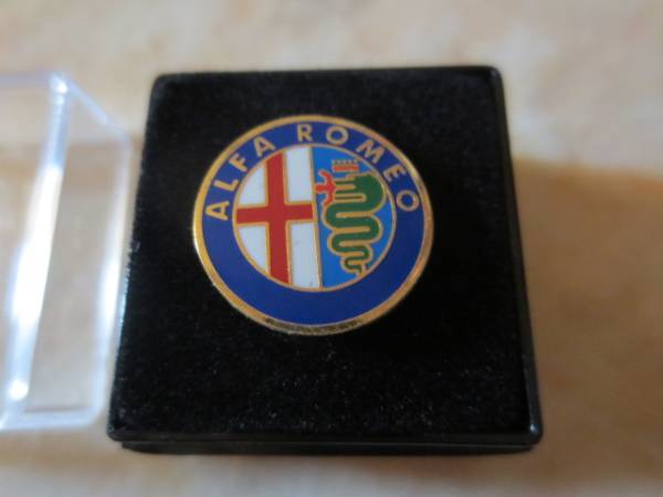  Alpha Romeo original pin badge * in the case new goods *ALFA Italy car * Giulia * Giulietta *C4* stereo ru vi o* Spider * Alf . start 