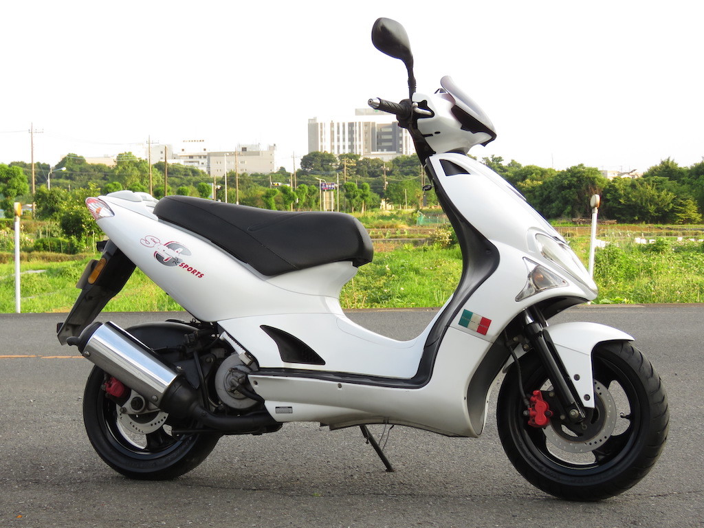 キムコ☆スーパー9s☆水冷2スト50☆綺麗で乗りやすい車両です。後期
