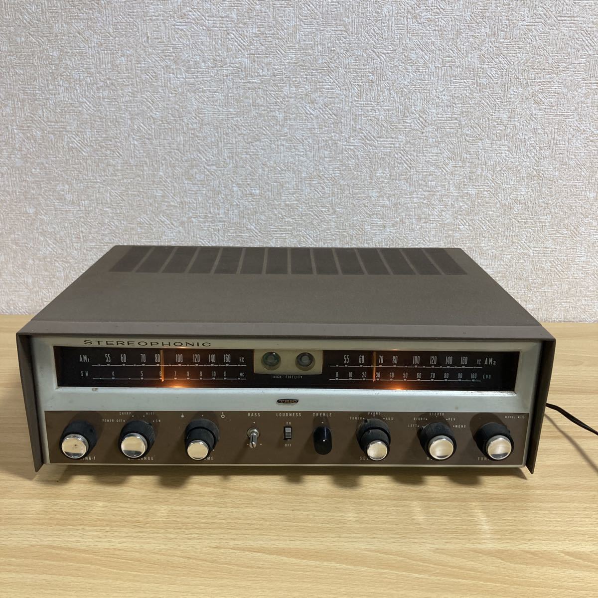 Yahoo!オークション - TRIO トリオ W-25 ステレオトライアンプ Yahoo!オークション - TRIO トリオ W-25 ステレオトライアンプ