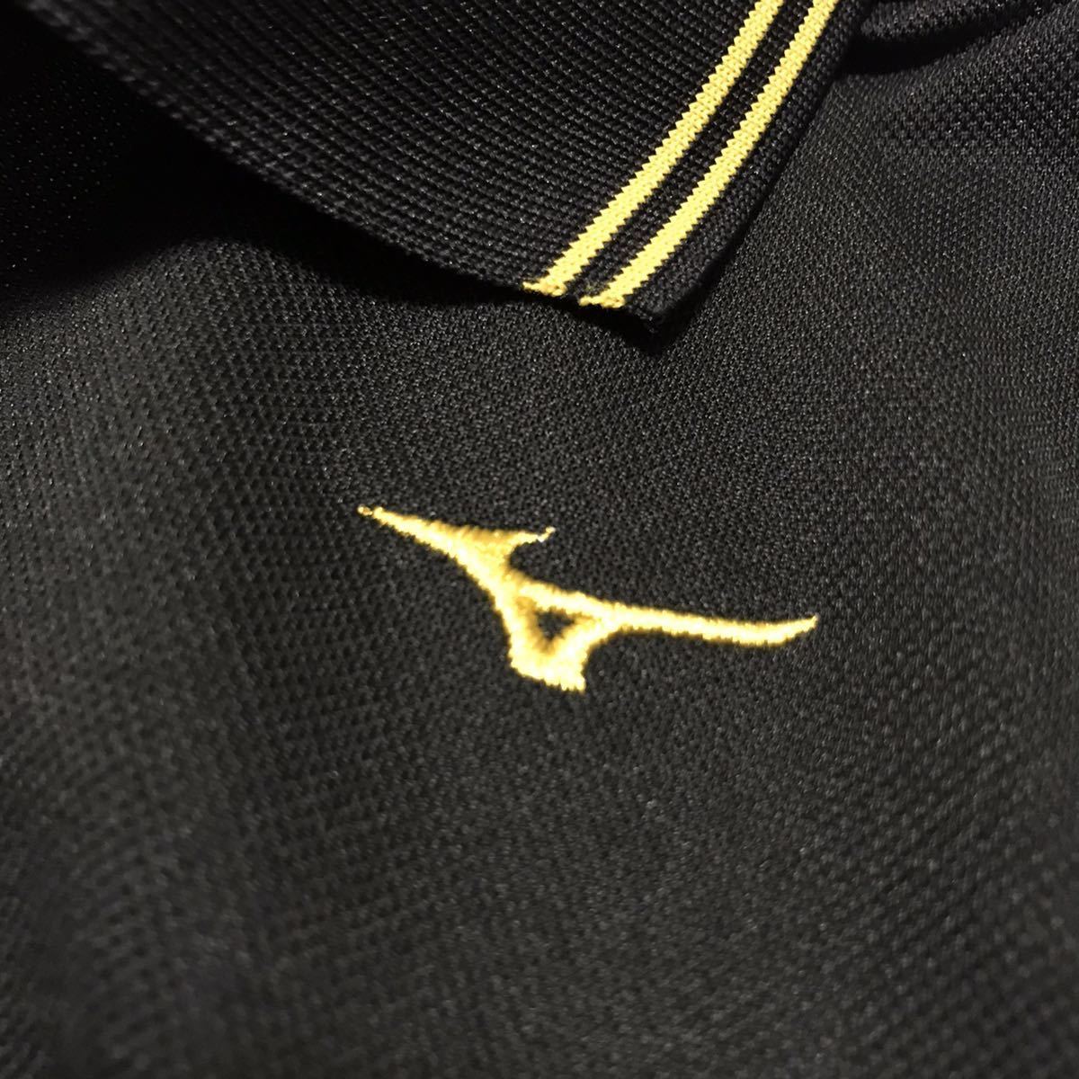 新品【メンズL】黒ゴールド ミズノ 吸汗速乾2ラインポロシャツ Mizunoゴルフ トレーニング_画像3