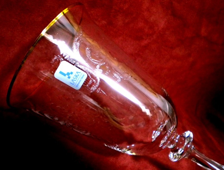 売切 LASKA ボヘミア チェコ 金彩 クリスタル エッチング ワイングラス 2客組 容量230ml 重量160ｇ 未使用品寸法φ80(台座φ72)×H200mm_画像5