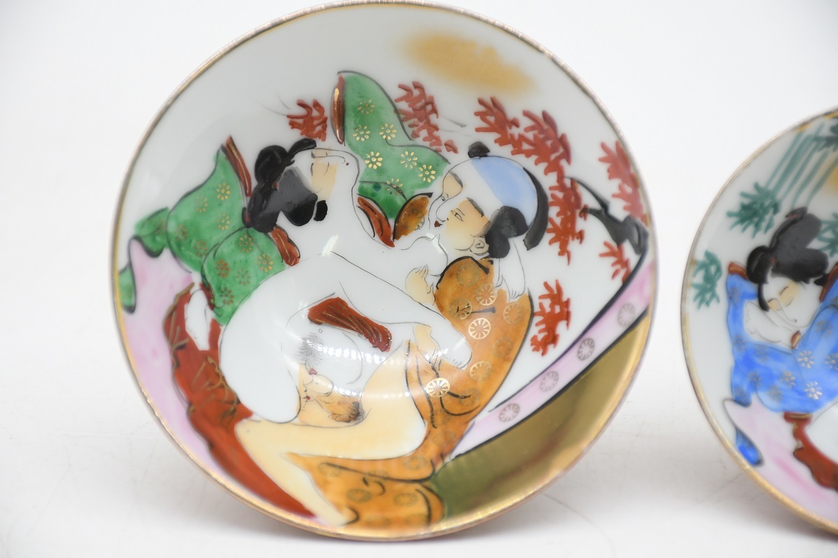A6-14 九谷焼 3点 ぐい呑 お猪口 おちょこ 酒器 盃 浮世絵盃 枕絵
